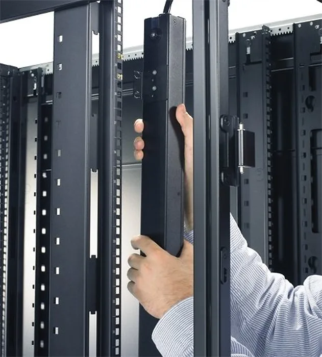 APC - Schneider Electric-AP7530