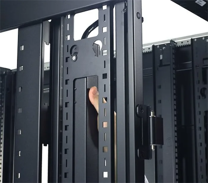 APC - Schneider Electric-AP7530