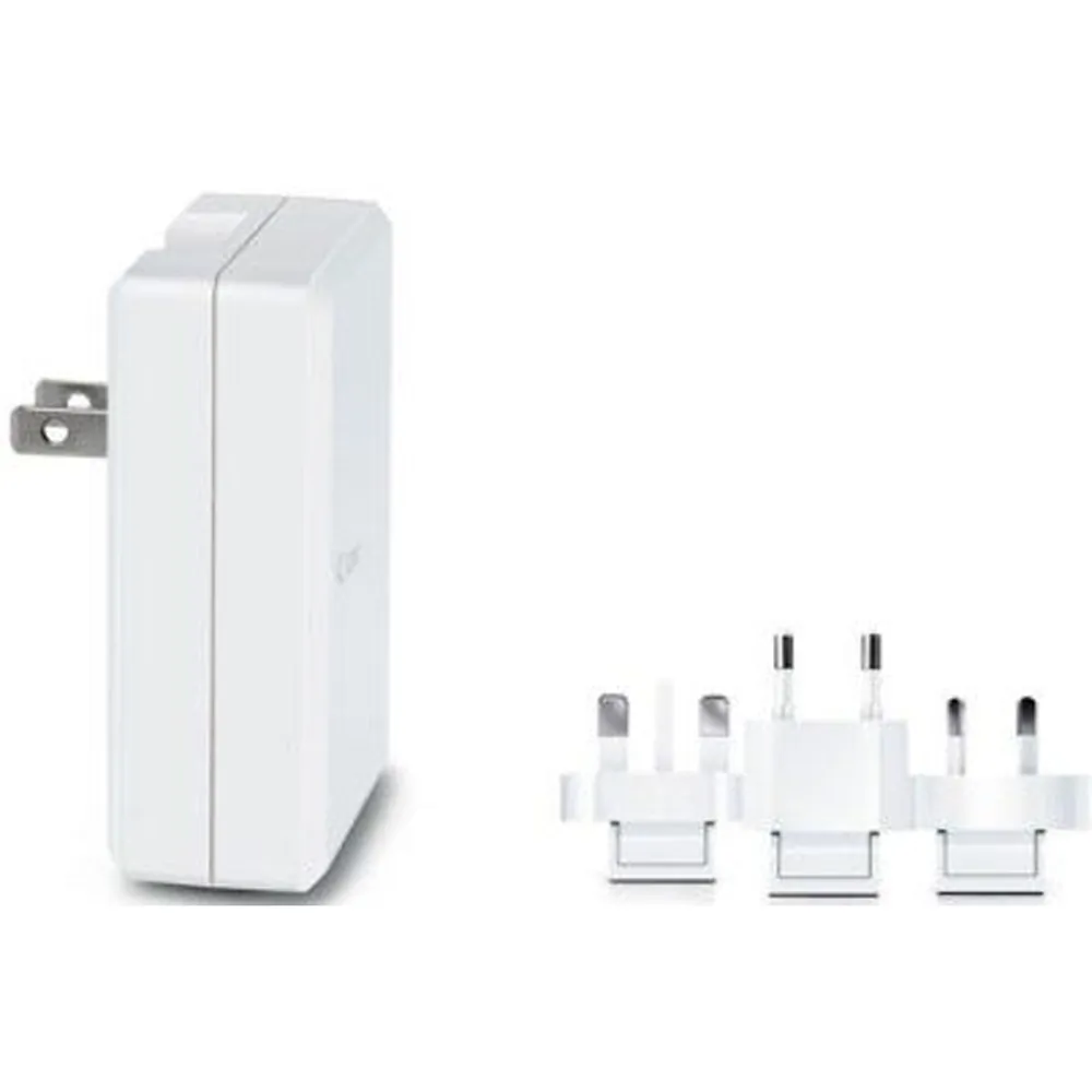 ILUV I108 — iLuv Universal World Travel Adapter Plug Set