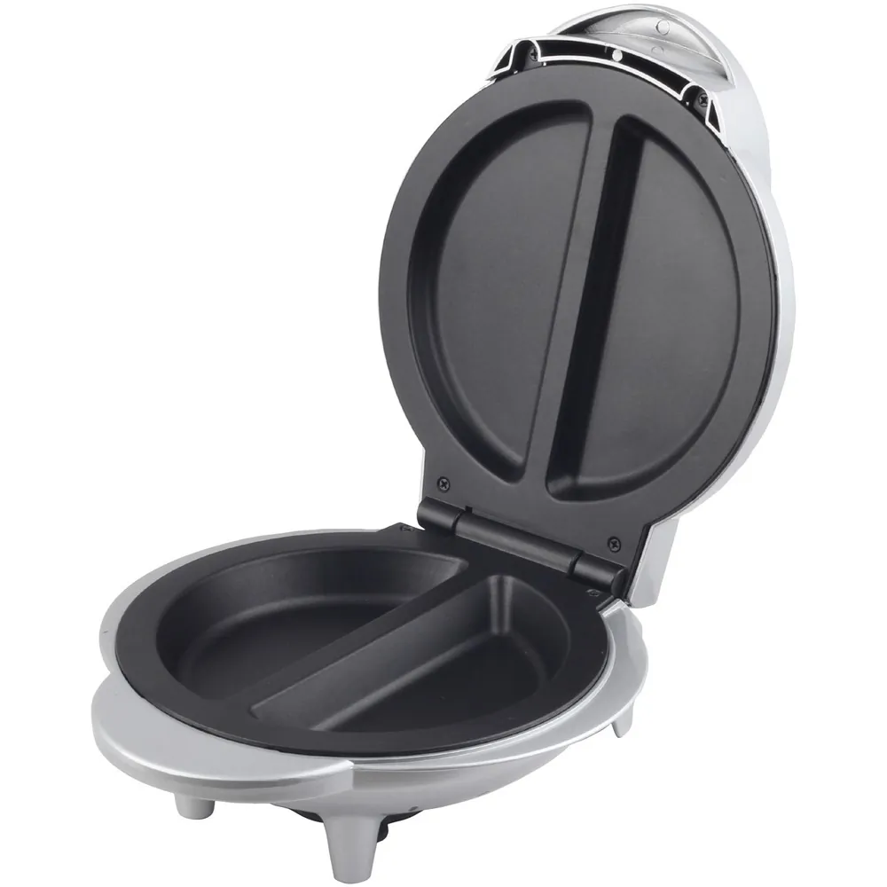 Brentwood TS-255 — Brentwood Nonstick Electric Omelet Maker in Silver