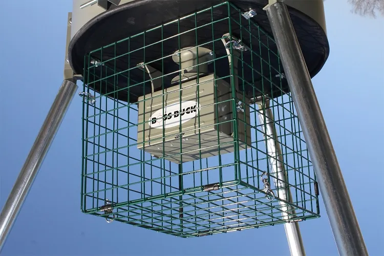 BOSS BB-544 — Varmint Cage Square - Fits 55 Gal. Drum