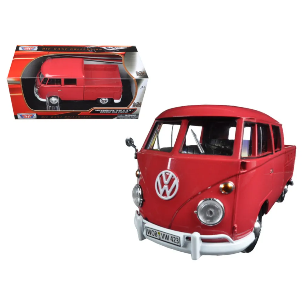Motormax 79343GRNW — Volkswagen Type 2 (T1) Double Cab Pickup Truck - White/Green 1/24