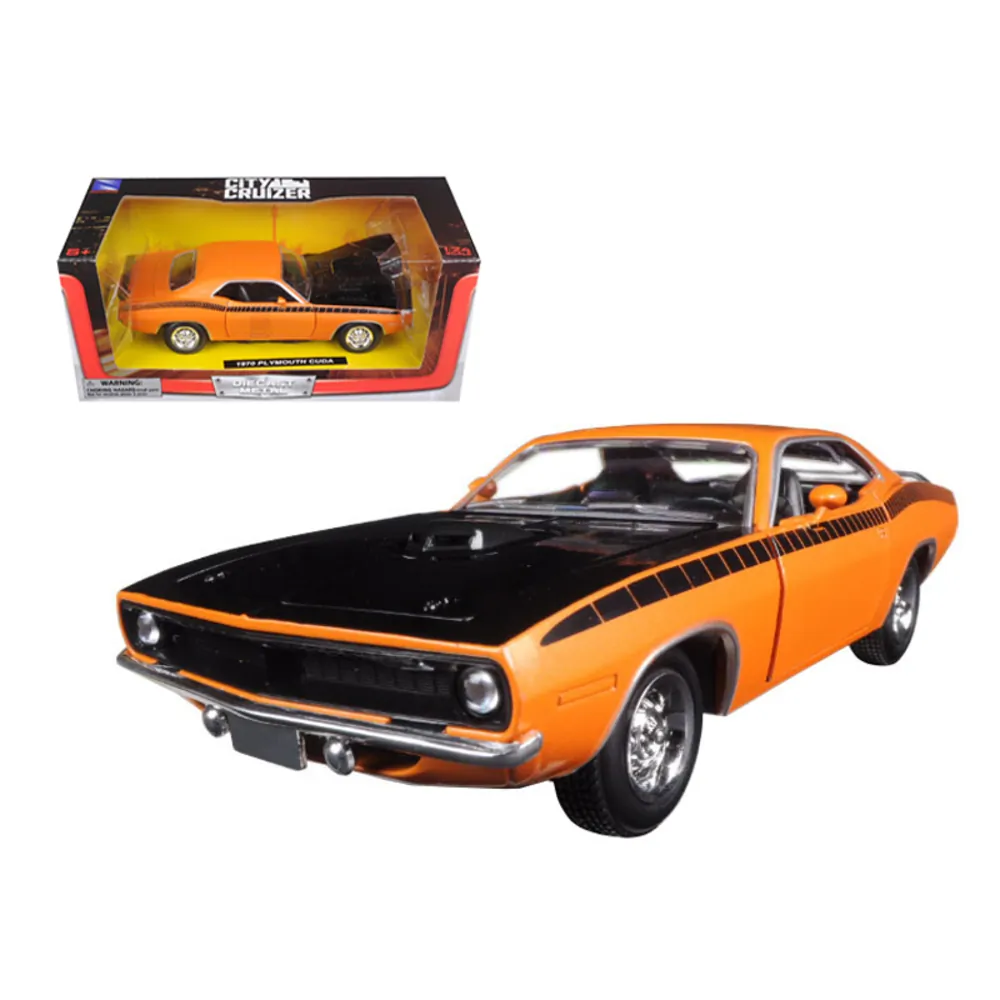 New Ray 71873B — 1970 Plymouth Barracuda Green Diecast Model 1/25 Scale