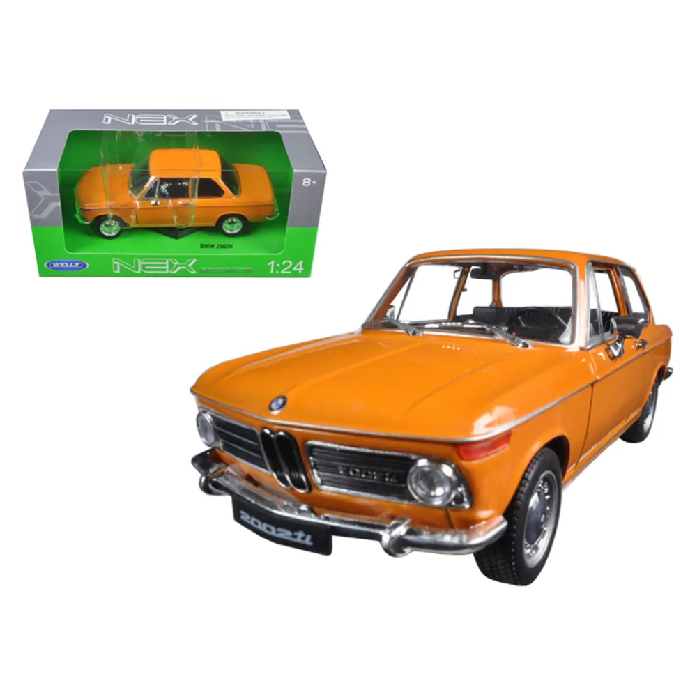 Welly 24053or — Welly 1/24 Scale BMW 2002ti Orange Diecast Model Car