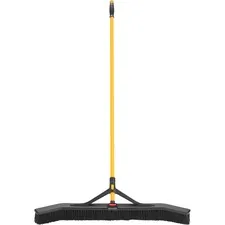Rubbermaid RCP 2018728CT — Rubbermaid Commercial Maximizer Push/Center 36 Broom - Polypropylene Bristle - 58.1 Overall Length - Steel Handle - 6 / Carton