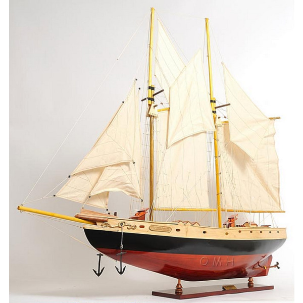 Old Modern Handicrafts Inc omh Y133 - Painted Bluenose II Medium-Scaled Model Schooner