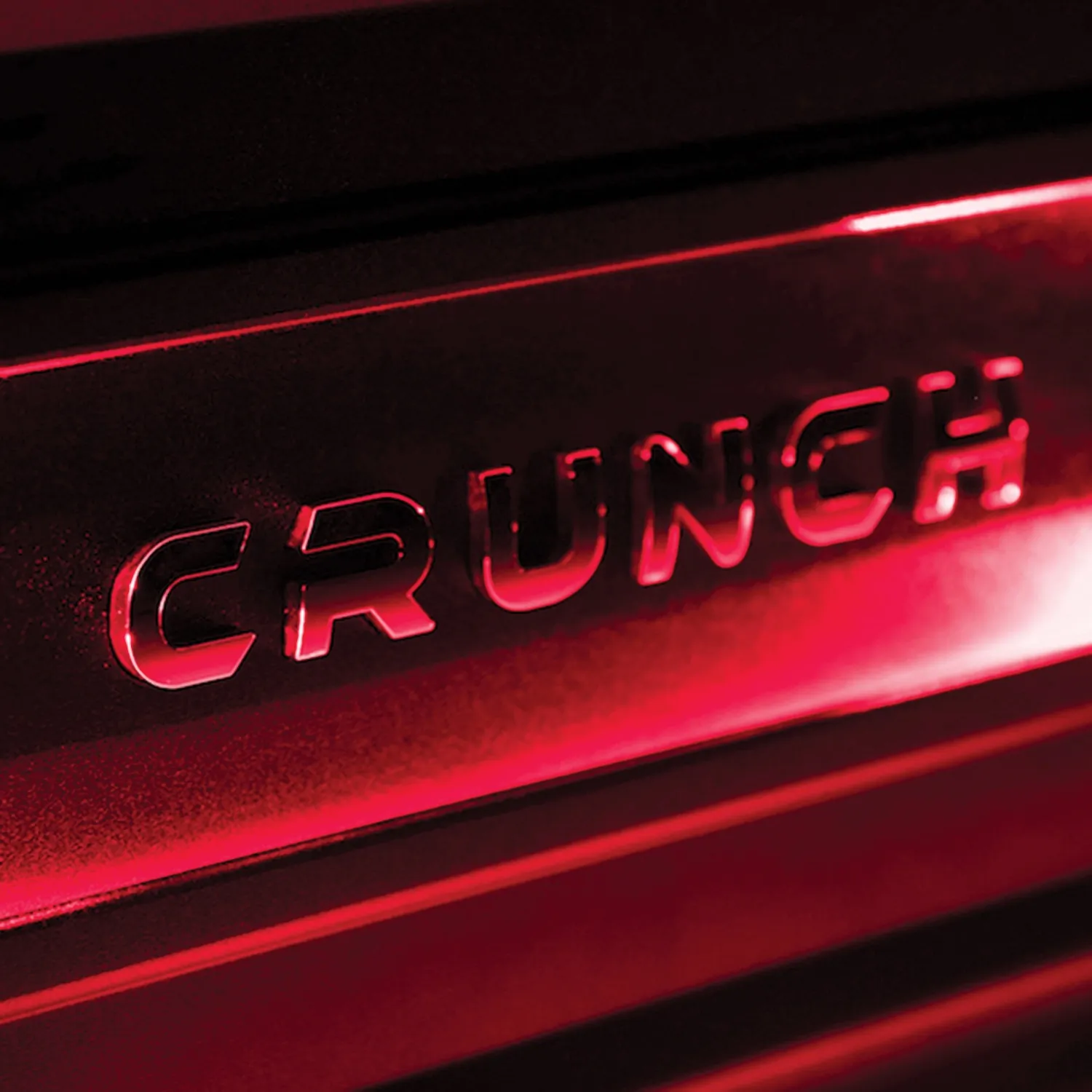 CRUNCH GP25001 — Crunch Ground Pounder GP2500 Class A/B Amplifier