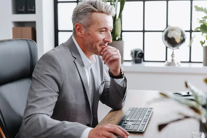 Cherry-G8U-27000LTBUS-2