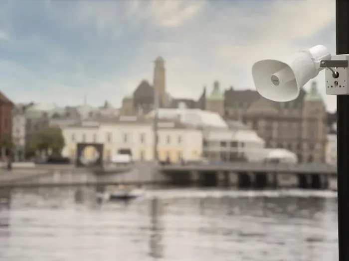 Axis Communications-02813-001