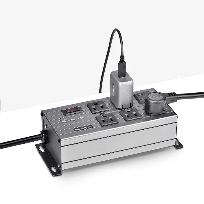 STARTECH-6N515S8-POWER-STRIP
