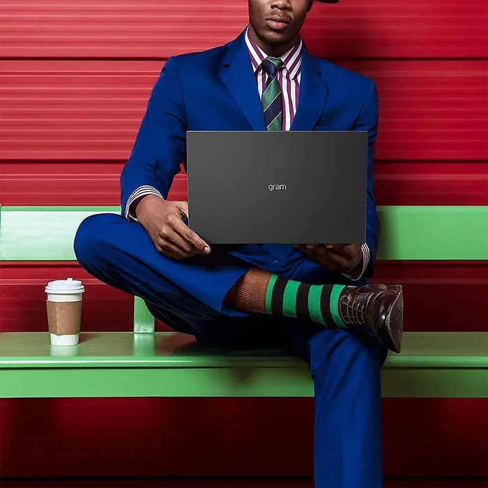 LG Electronics-32LR655BPUA