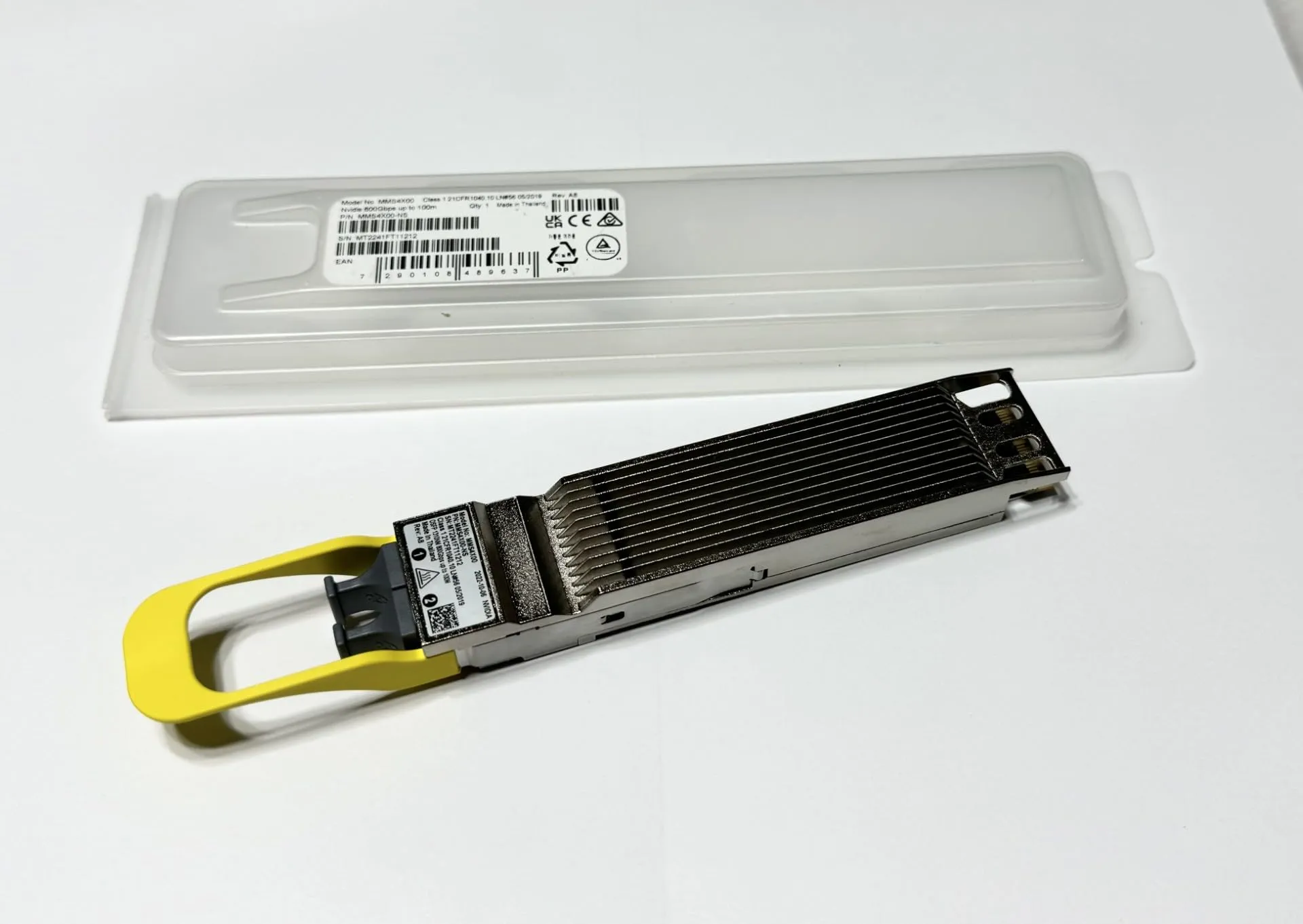 NVIDIA MMS4X00-NS - NVIDIA - Transceiver - 400 Gigabit LAN - 2 ports - MPO singl