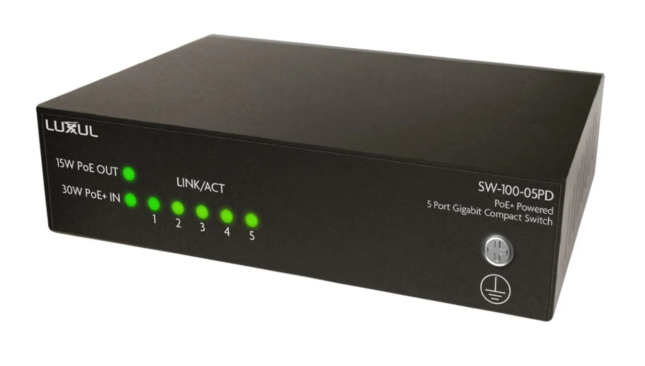 LUXUL SW-100-05PD - 5-Port Unmanaged Poe+ Switch With Poe Passthrough