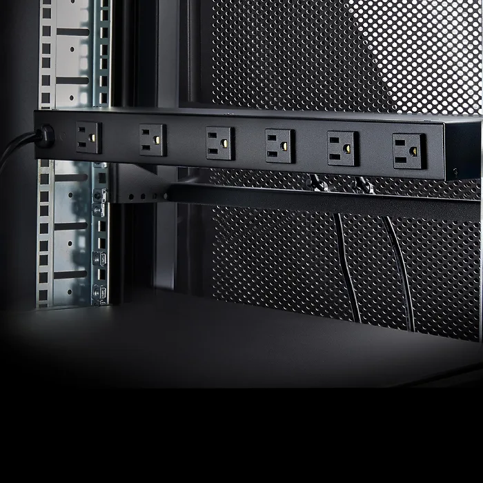 STARTECH-8NM8-RACK-MOUNT-PDU