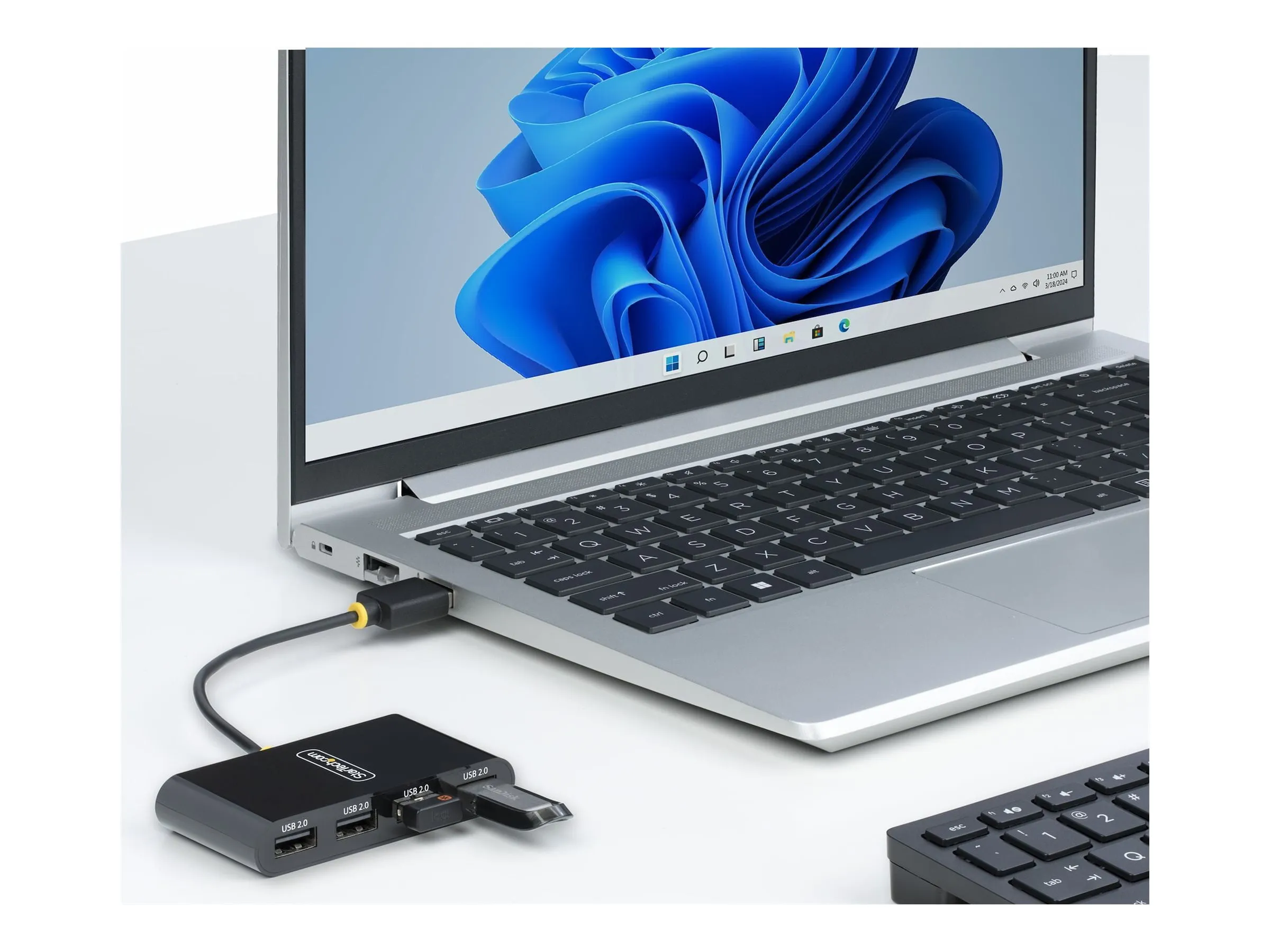 STARTECH ST4200MINI2-USB-HUB — 4-PORT USB 2.0 HUB, USB BUS POWERED, SMALL TRAVEL MINI USB HUB, MULTI-PORT USB 2