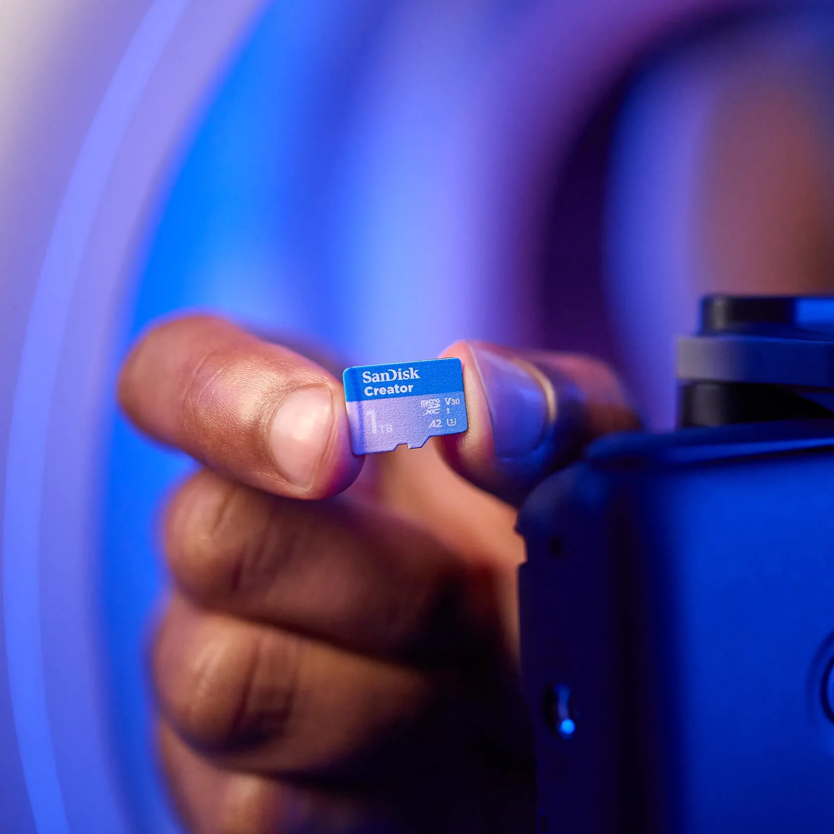 Western Digital SDSQXAV-1T00-GN6MS — Creator 1TB microSD Card with High Speed