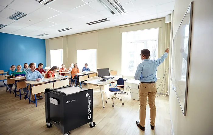 LOCK N CHARGE TECHNOLOGIES-10135