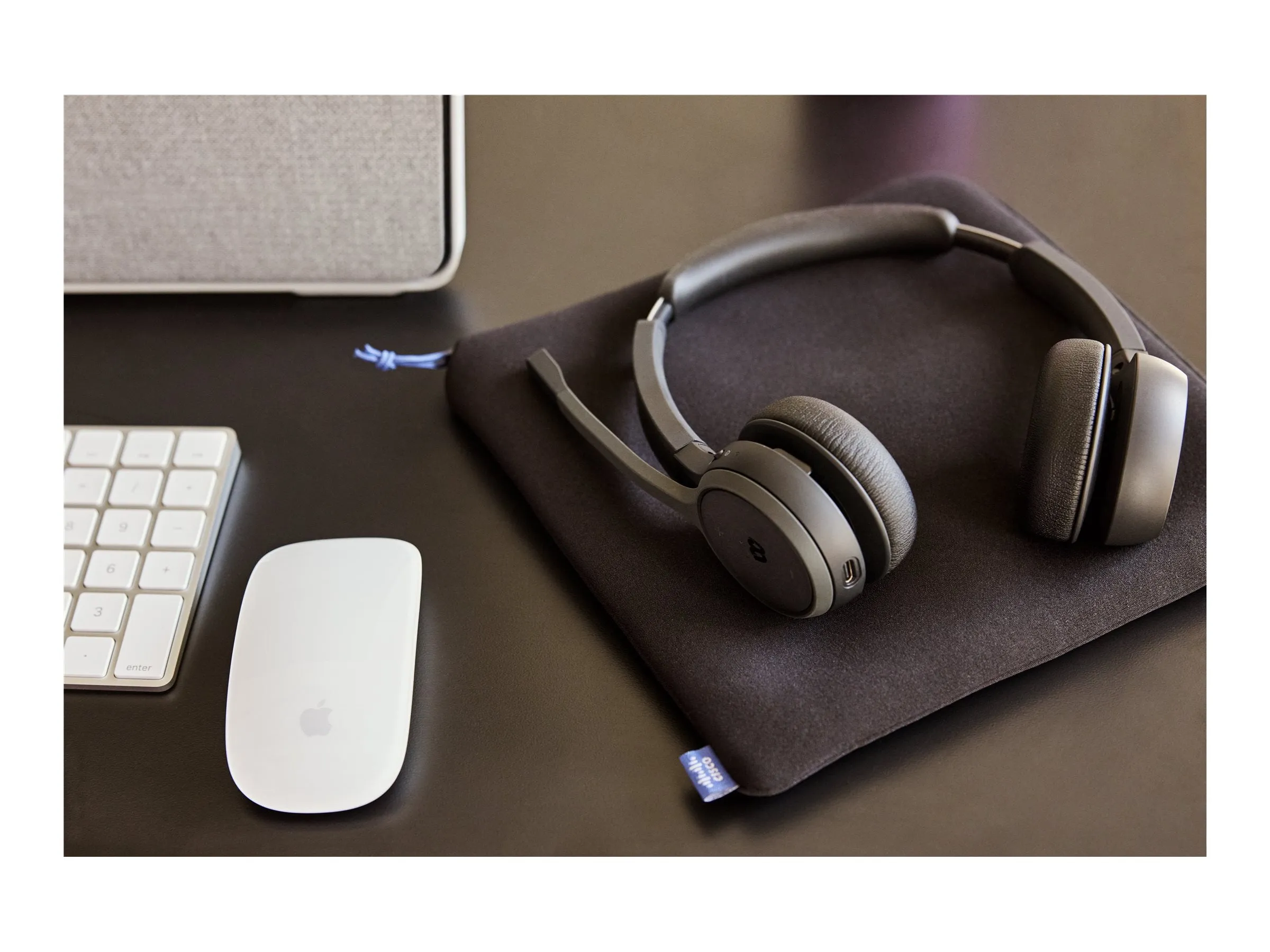 Cisco HS-WL-722-BUNAC-RF — HEADST722WIRELESSDUALONEACARBNBLACKUSBABUNDLE REMANUFACTURED