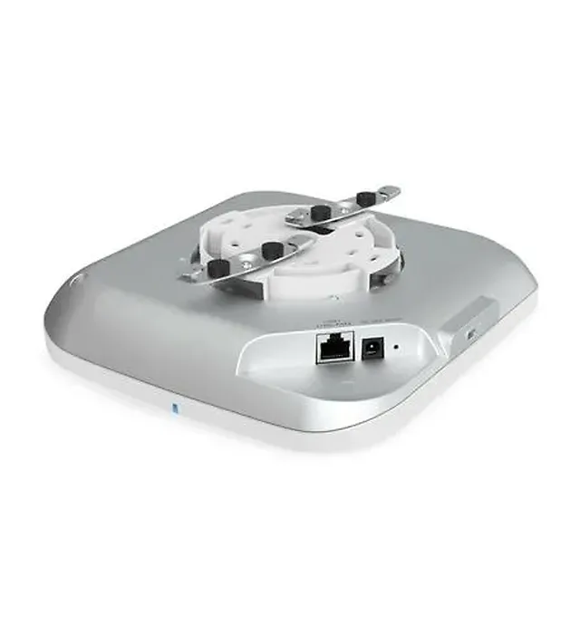 EnGenius-ENG-ECW526-P