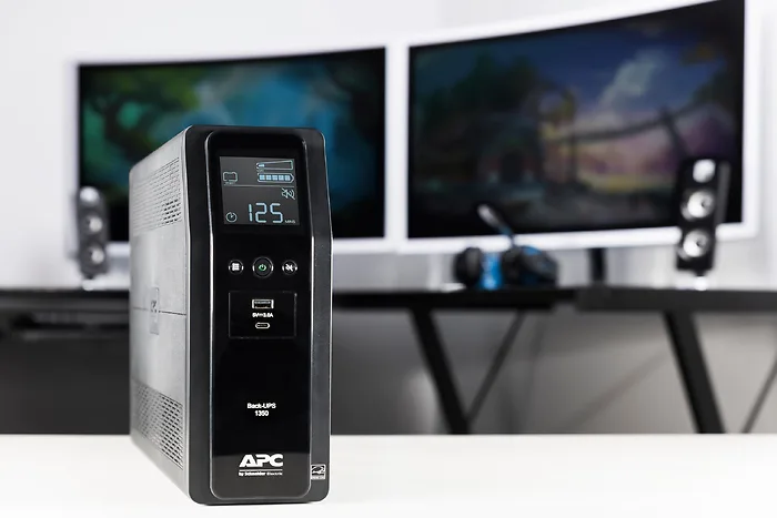 APC - Schneider Electric-BN1350M2