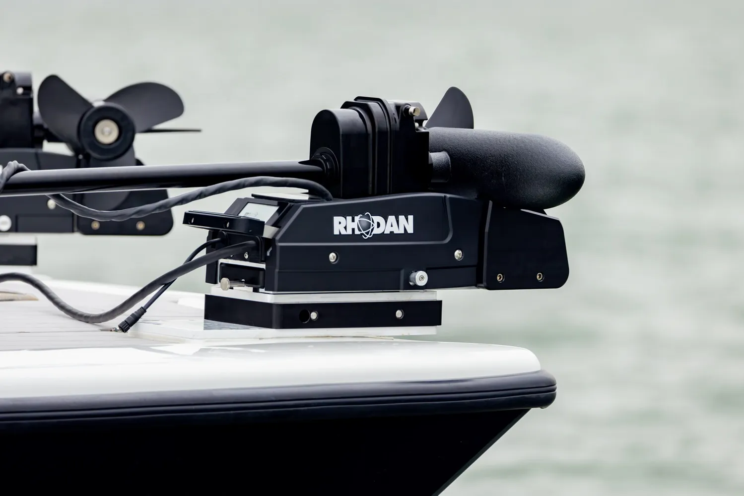RHODAN G5B36120 — RHODAN G5 Black 36v 120in Trolling Motor