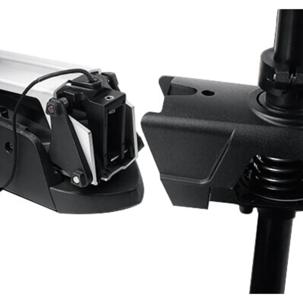 Johnson Outdoors 1368667 — Minn Kota Fortrex 80 45in DSC
