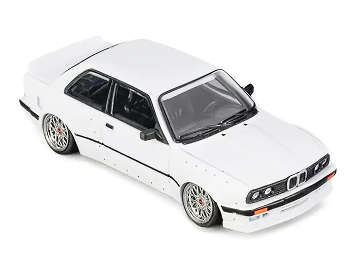 CM Models-CM64-E30-01